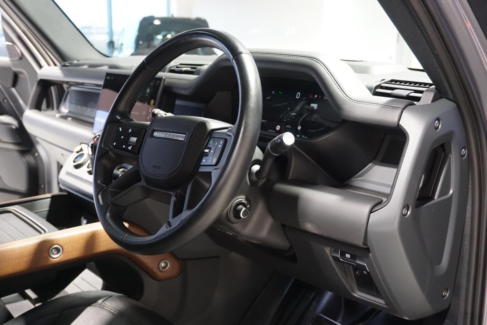 Land Rover Defender 110 3.0 D300 MHEV X SUV 5dr Diesel Auto 4WD Euro 6 (s/s) (300 ps)